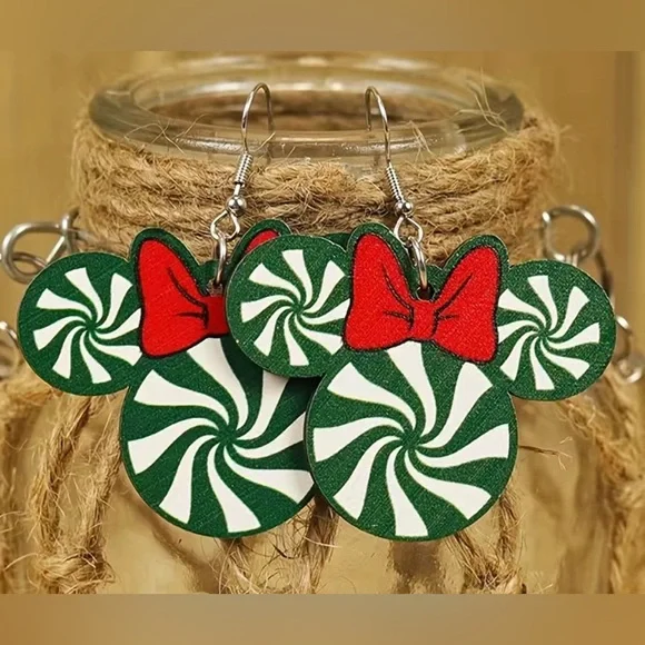 Disney’s Green and White Peppermint Swirl Minnie Mouse Dangle Earrings. - Picture 1 of 2